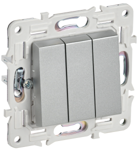 Выключатель 3-кл 10А С/У Серебряный Skandy