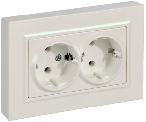 Розетка 2-м 16А С/У З/К плоская в сборе Жемчуг Brite