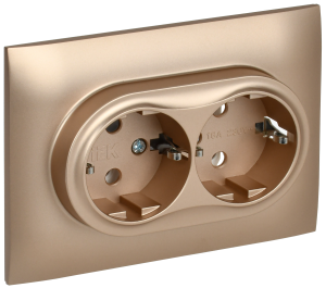 Розетка 2-м 16А С/У З/К в сборе Песочный Skandy
