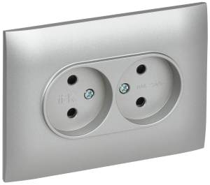 Розетка 2-м 10А С/У со шторками в сборе Серебряный Skandy