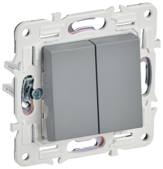 Переключатель 2-кл 10А C/У проходной Серый Skandy